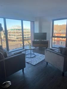 Icona - Brand new city centre apartment Image 3