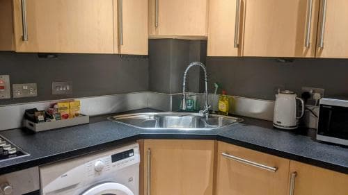 #Huge Master Suite #Self check in #Very central!!! Image 2