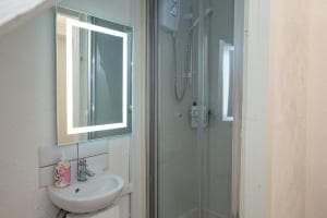 CityHost - Leeds Apartments Image 2