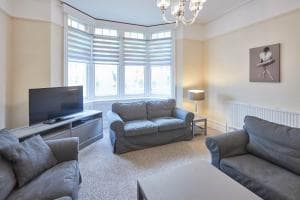 Host & Stay - Royal Sands Image 3