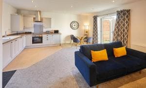 Host & Stay - Welton View Image 5