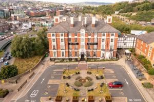 Crowne Plaza - Sheffield, an IHG Hotel Image 2