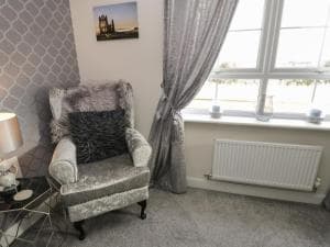 Woodside View Image 2