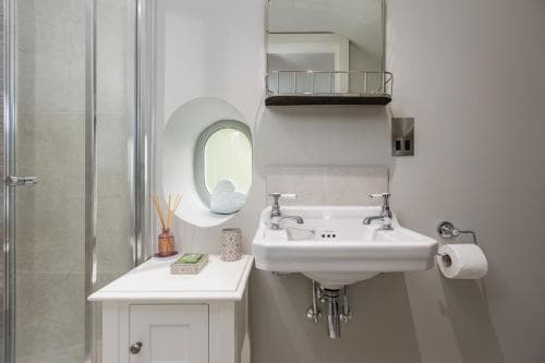 Centrally located Mews House in Pateley Bridge in the heart of the Yorkshire Dales Image 3