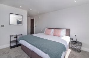 City Apartments - The Old Hotel Image 4