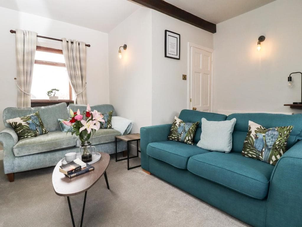 Teddy Bear Cottage Image 1