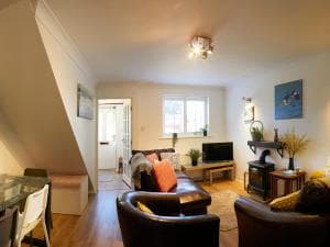 Rosewood Cottage Image 2