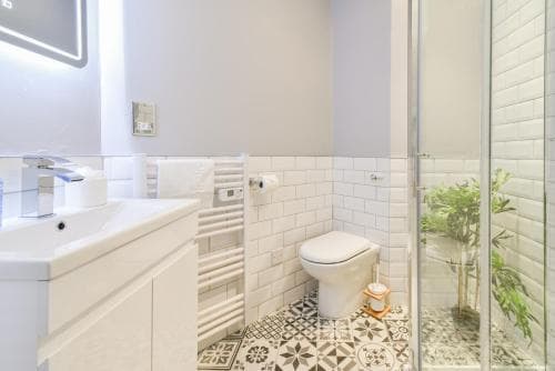 William Morris Suite at The Shambles - Yorks Historic street Image 2