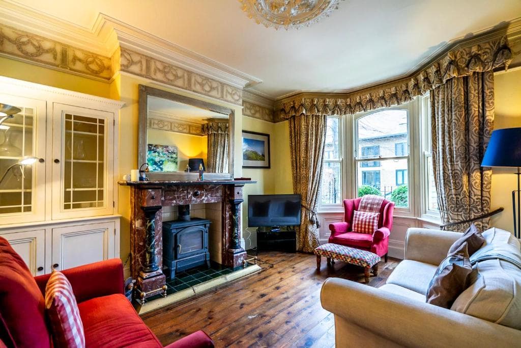 7 St John's Crescent Image 3