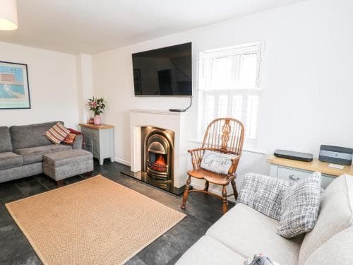 Midway House Image 5