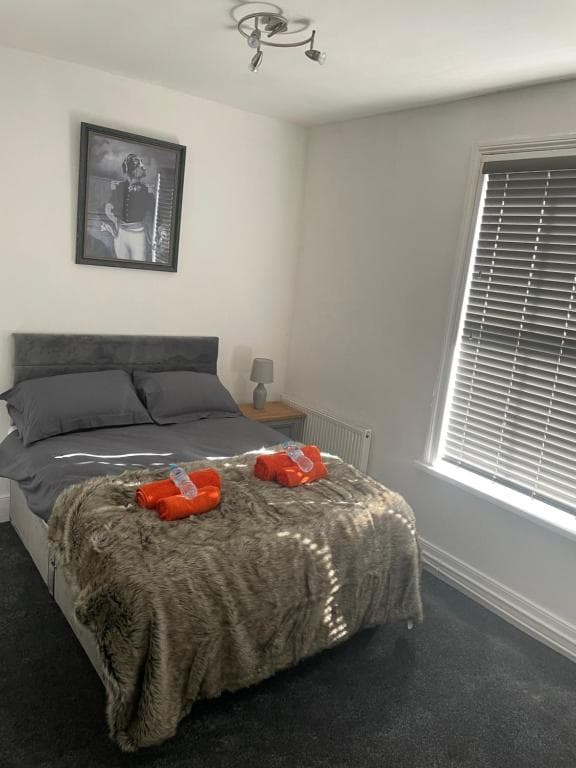 Fifty Shades Image 1