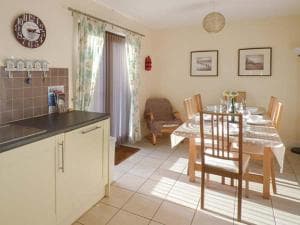 Grove Cottage Image 3