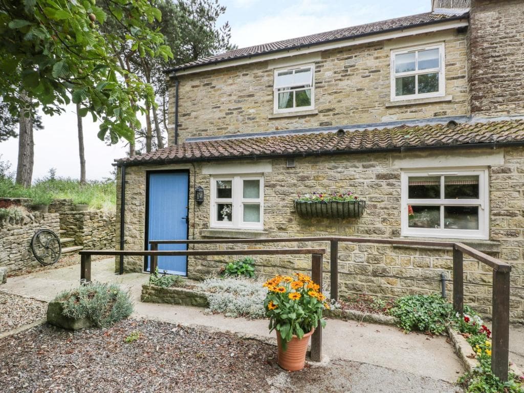 Sawdon Heights, Scarborough Image 1