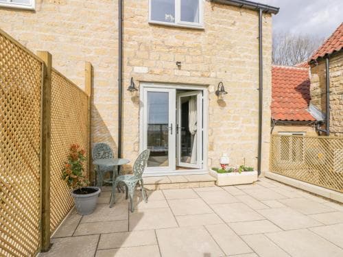 Tawny Cottage Image 3