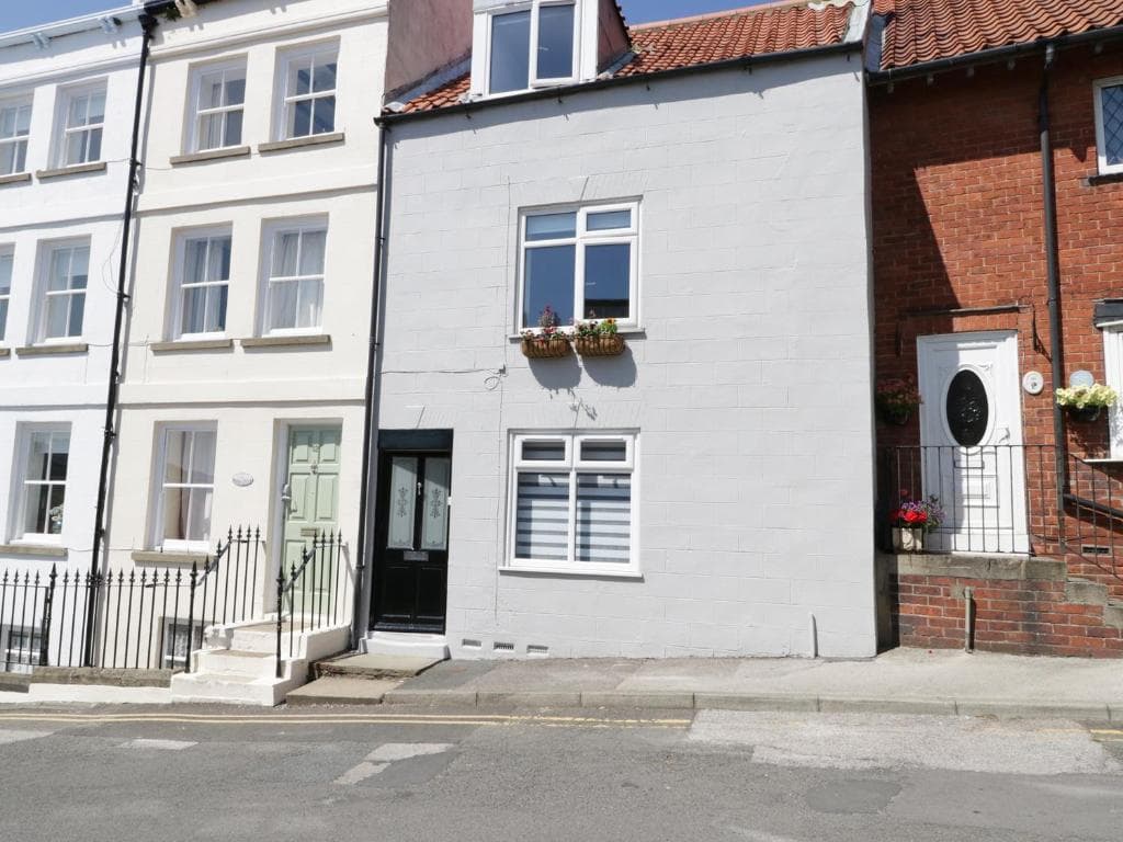 Sandgate Cottage Image 1