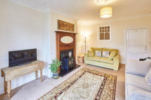 Host & Stay - The Garden Flat Image 2