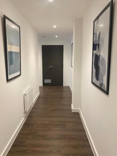 Icona - Spacious brand new apartment in York Centre! Image 3