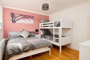 Homebird Property - Wilfrid House Image 2