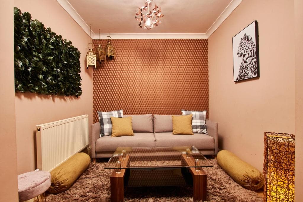 Homebird Property - Carter Knowle House #2 Image 2