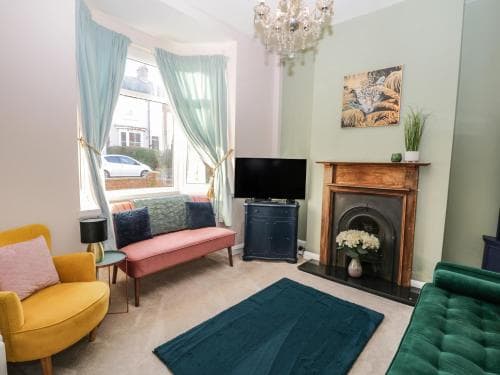 No15 Montrose Image 3