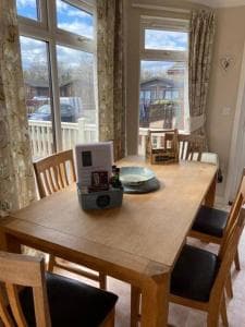 Daisy Lodge with Hot Tub Image 1