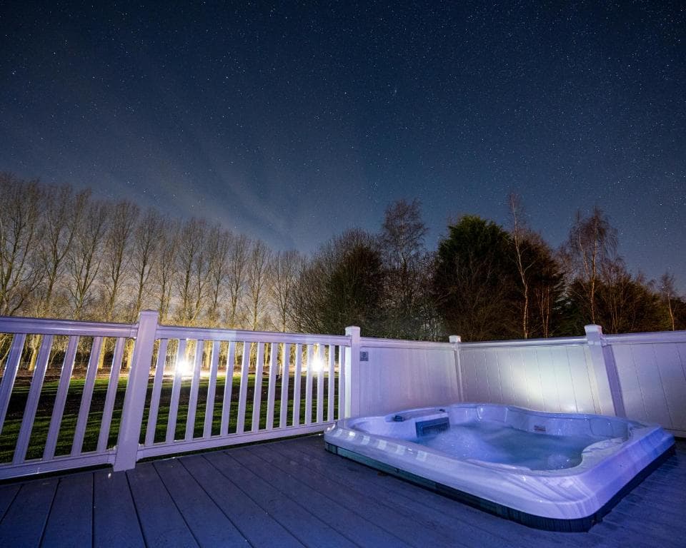 Tarn Lodge with Hot Tub Image 1