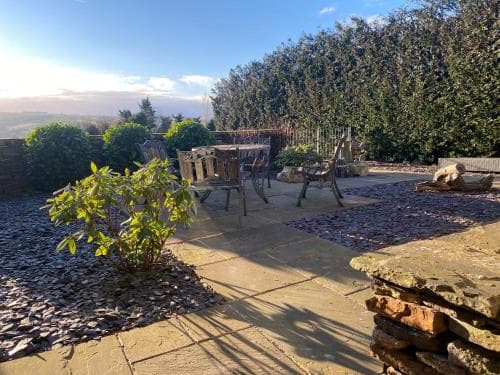 Honeysuckle Cottage Image 3