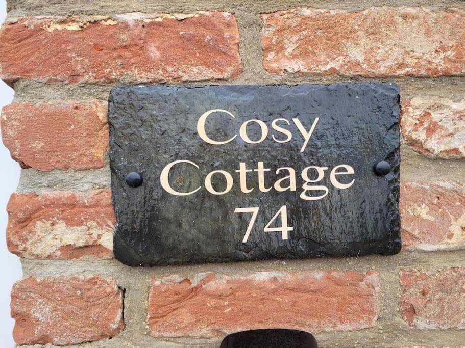 Cosy Cottage,The Paddock BARMSTON. NR BRIDLINGTON Image 1