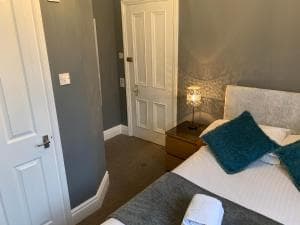 Queen Anne's Guest House Image 1