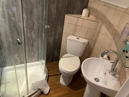 Queen Anne's Guest House Image 2