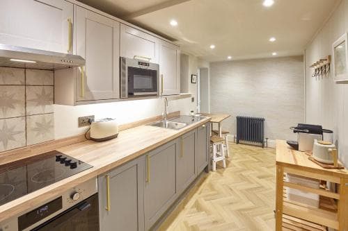 Host & Stay - The Salt Nook Image 9