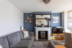 Queens Road 2 Bed apartments Central Richmond Image 2