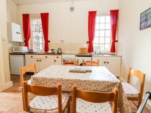 Carr Cottage Image 1