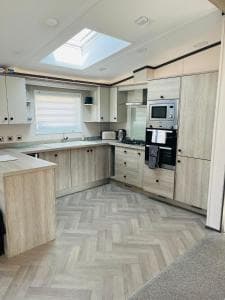 Brackencroft Lodge with Hot Tub Image 2