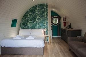 High Oaks Grange - Glamping Image 2