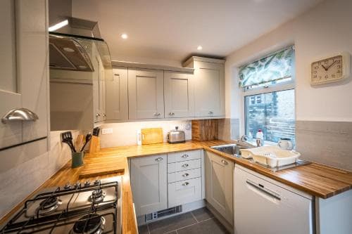 CRAVEN VUE - SKIPTON Image 2