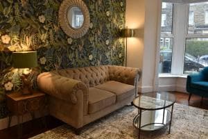 The Cheltenham, stylish 1-bed Victorian apartment Image 2