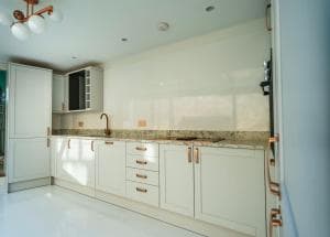 Clifford's Townhouse Image 2