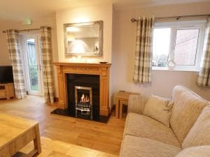 Dove Cottage Image 2