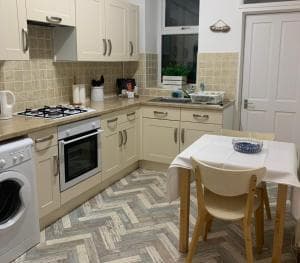 Seawards 2 bedroomed Seafront Filey Image 2