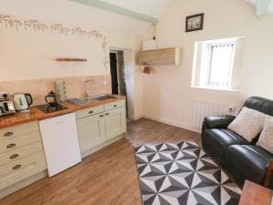 Swallow Cottage Image 2