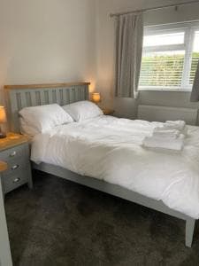 Church View, Aysgarth - modern self contained, with amazing views. Image 1