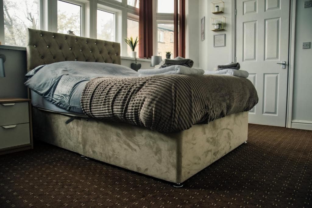 Bvapartments Deighton Image 2