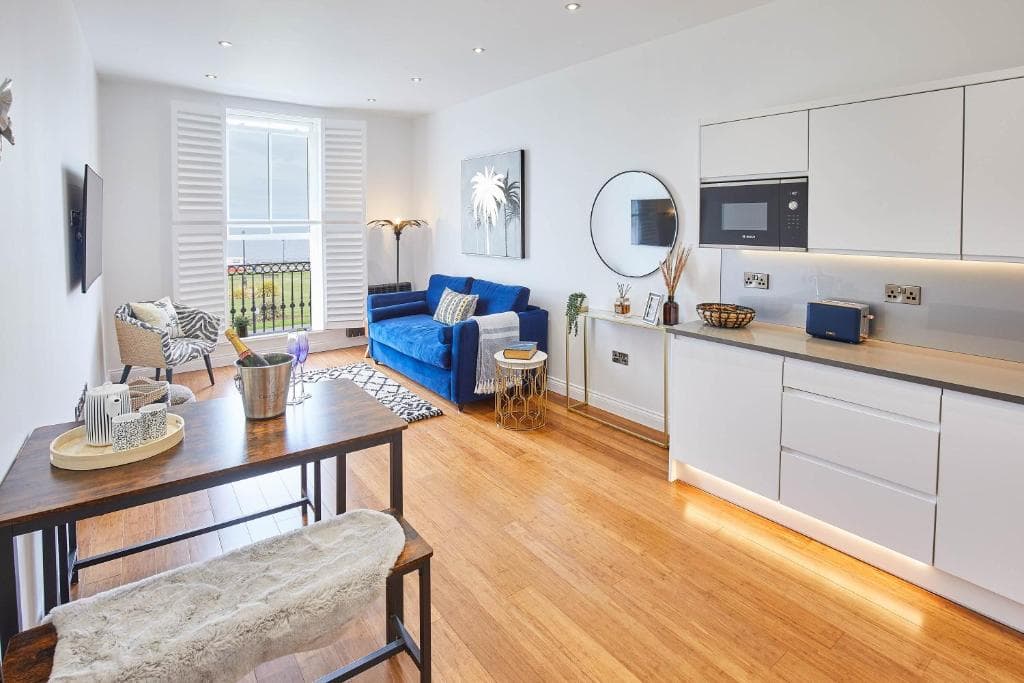 Host & Stay - The Connell Image 10