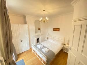 Monkbar Apartments Image 3