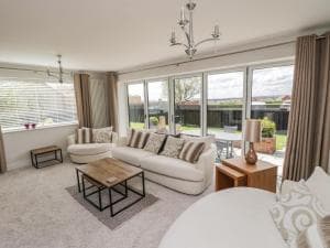 Wyvill House Image 2