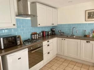 Windsor View Image 2