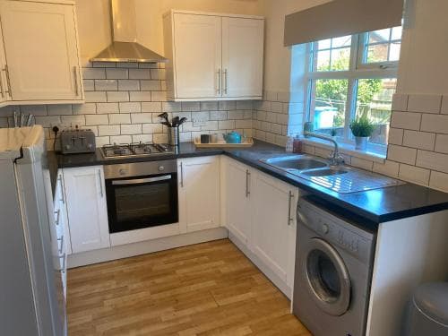 Cottingham House Image 3