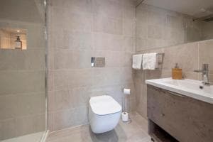 The Quadrant - The Carillon Suite Image 2