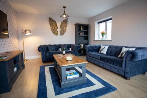 The Old Doghouse Image 3